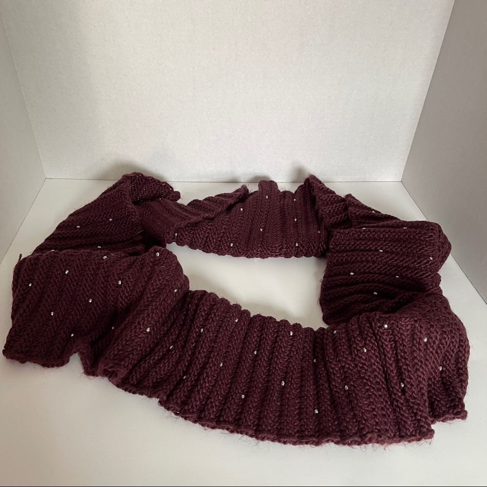Purple Knit Infinity Scarf - Picture 3 of 5